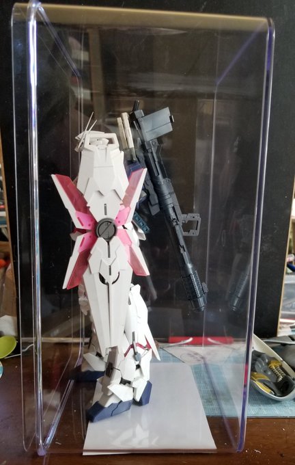 ショーケースにフィギュアやガンプラを おすすめケースや飾り方は 讃岐うどんを食べつくす 香川県民つばきのブログ