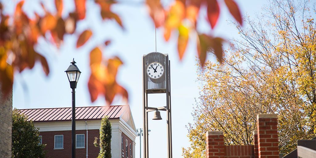CampbellsvilleU's tweet image. We&apos;re honored to received high rankings from @usnews, including being named No. 1 in #Kentucky for best online #business programs! buff.ly/2WcURGj