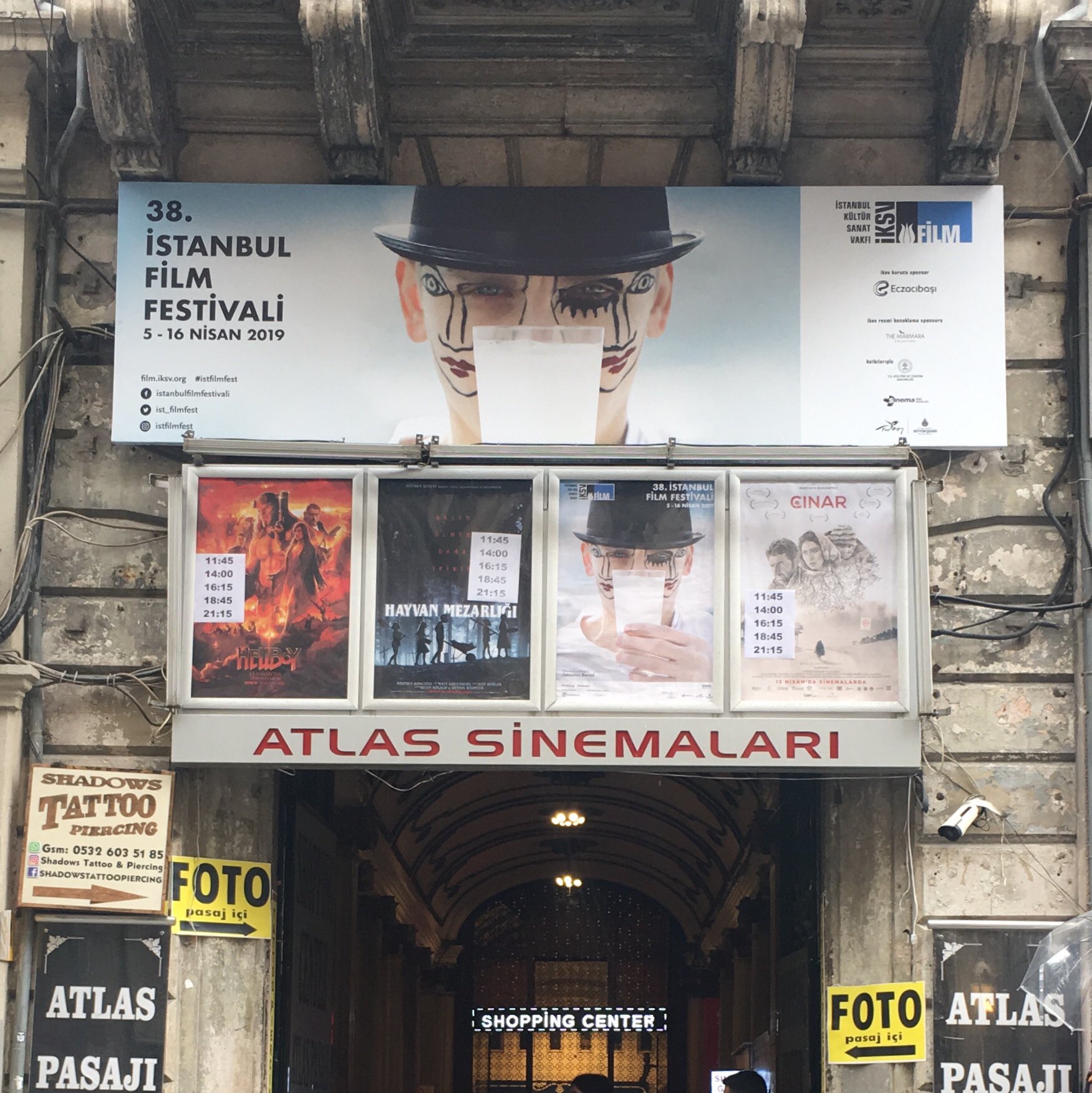 Hayvan Mezarligi Uyarlamasindan Turkce Altyazili Teaser Geldi Sinemalar Com