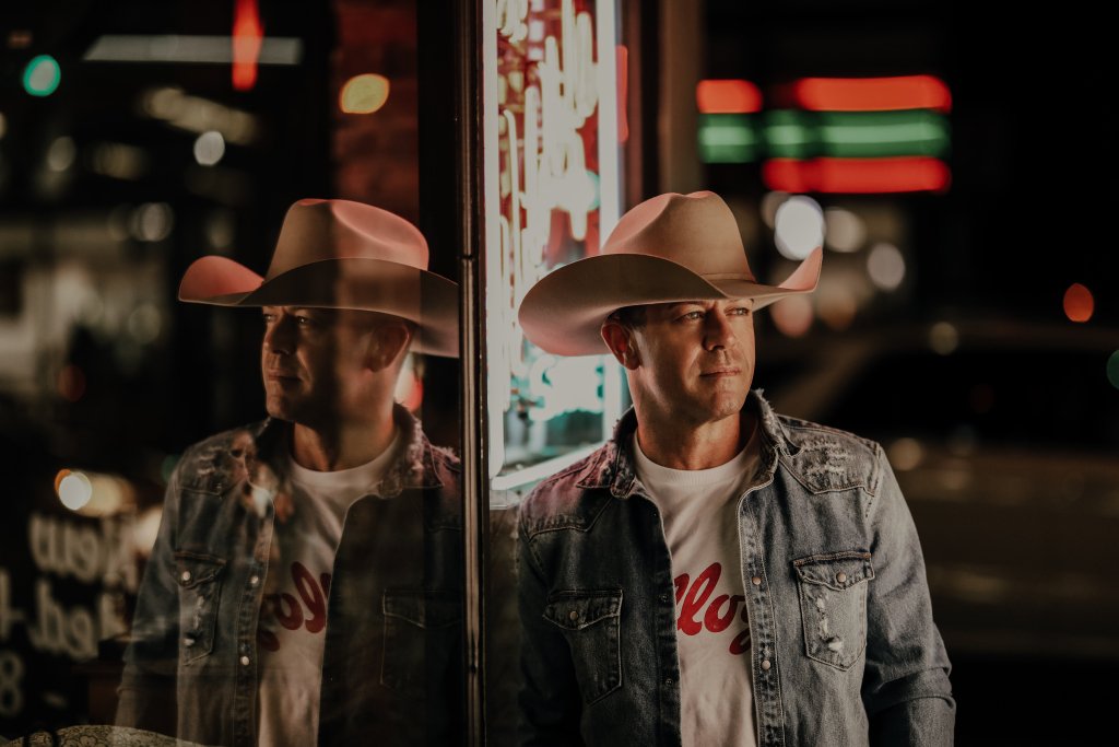 CISNCountry's tweet photo. 🚨🚨 JUST ANNOUNCED! 🚨🚨

CISN is proud to present Rainmaker Rodeo Country Night feat. @AaronPritchett, @jessmoskaluke, @drewgregory &amp; @JustinHoggMusic!

Tickets on sale RIGHT NOW!

https://t.co/DIyKYuqf62 https://t.co/rm1FjgC2VO