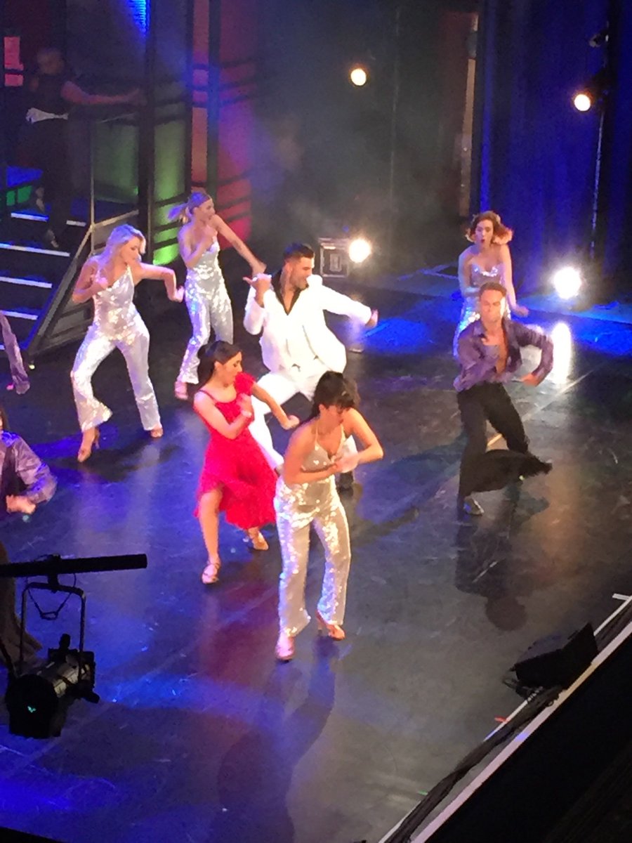 Fantastic night! Brilliant dancers & great singers #Alijaz&Janette
#RememberingtheMovies 
#PortsmouthGuildhall