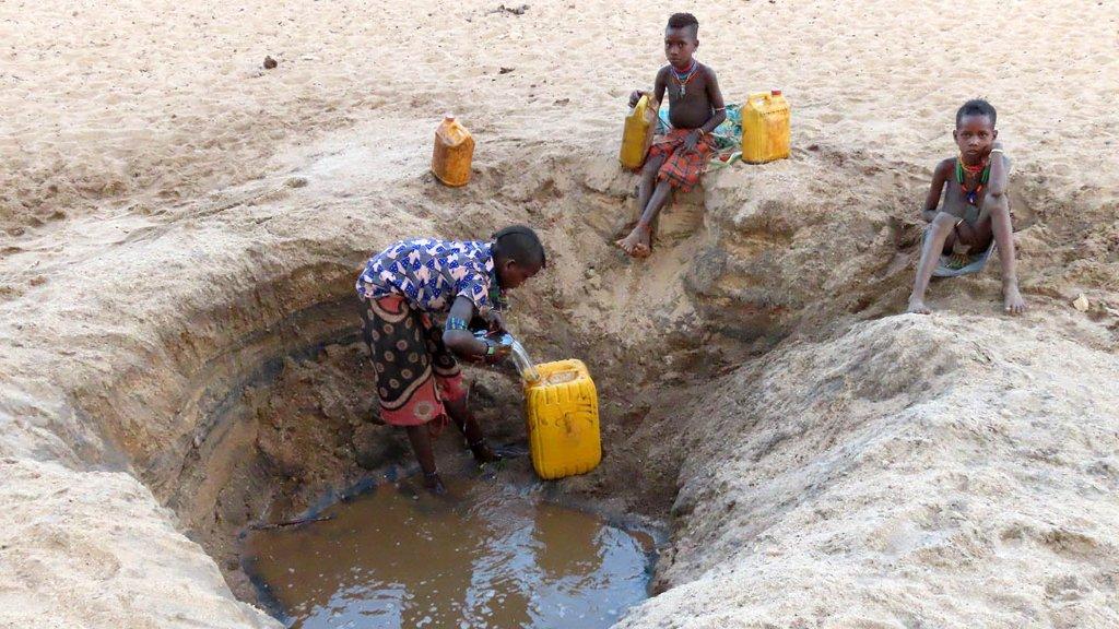 Dimeka (Etiopía) Febrero 2019. SIGLO XXI. Hay algo que no funciona...Algo habrá que hacer, No os parece??? #ODS (Fotos realizadas por una buena persona entregada a la causa)