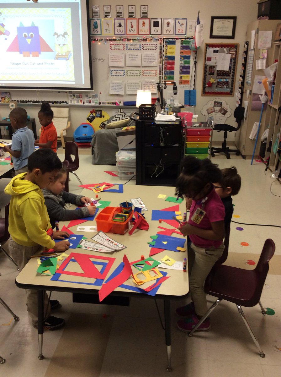 charitychris15's tweet photo. Fun in math creating an owl out of shapes! #cisdwalker #NoPlaceLikeWalker https://t.co/E5tIgndP3D