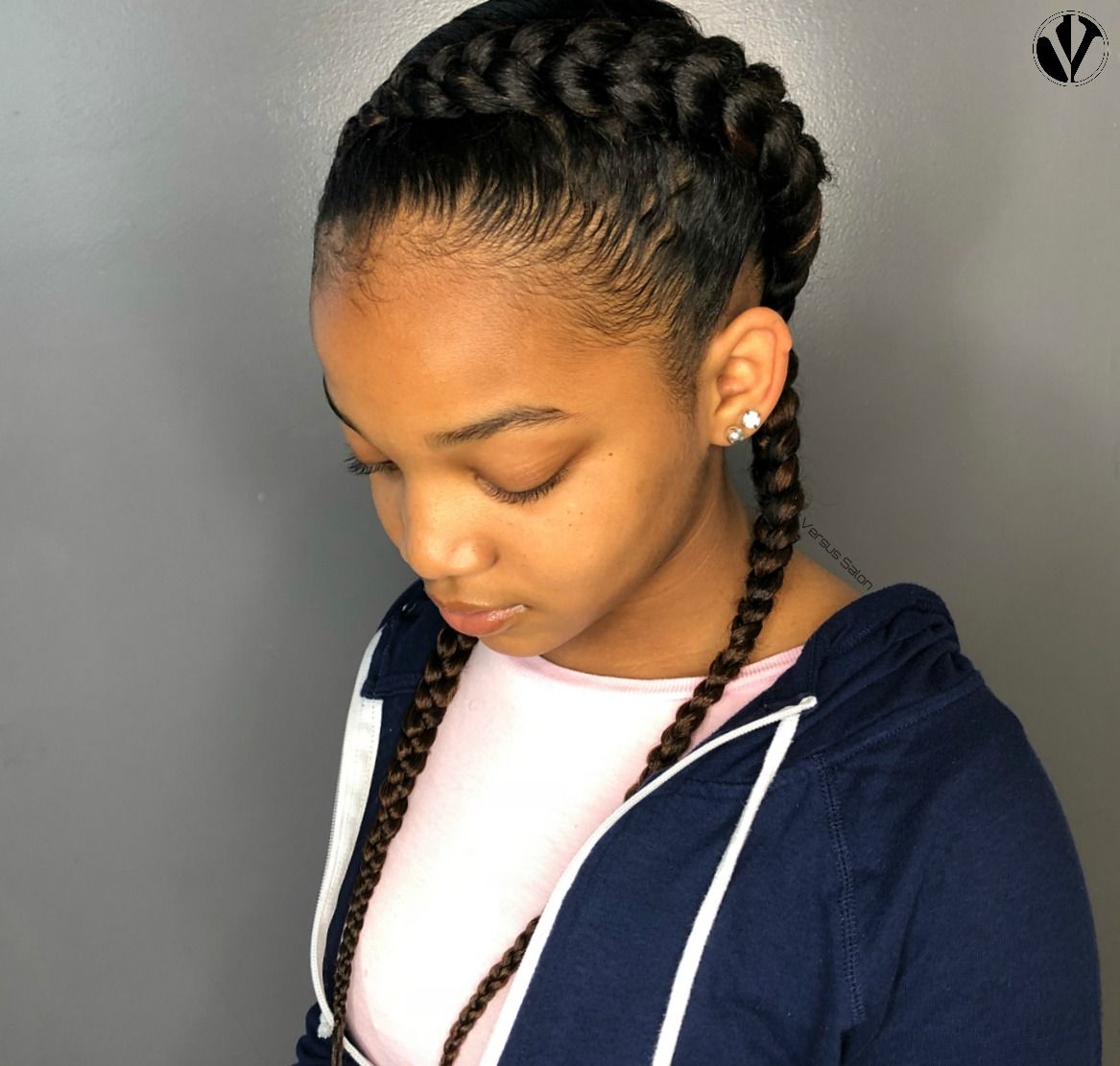 VersusSalon's tweet image. #VersusTipsandTricks - if you are trying to grow out your curls but are feeling tired with your wash-n-go routine, try braids for a few weeks to protect your curls and gain some length! 💙 🌀 💙  #CurlyHairProblems

#757Braider #HamptonRoadsHair #VAStylist