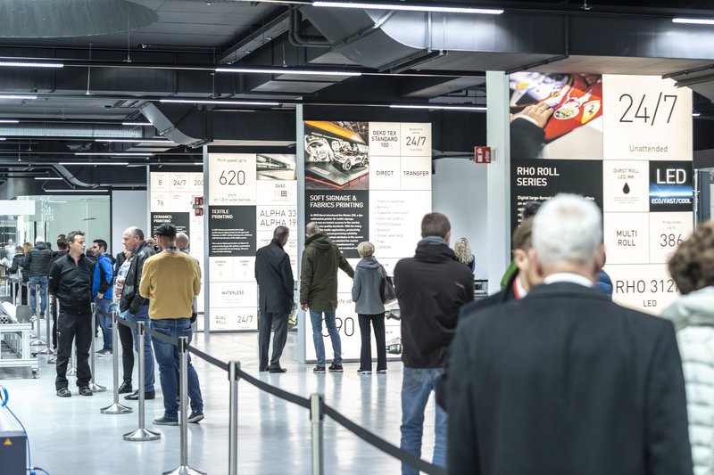DurstTechnology's tweet photo. Durst has opened a futuristic new headquarters and Customer Experience Center in Brixen, northern Italy, that represents a watershed in its transformation into a highly integrated process service provider.
https://t.co/rbzCI2rJMn 
#durstgroup #dursttechnology #cec #headquarters https://t.co/aTkWer0I87
