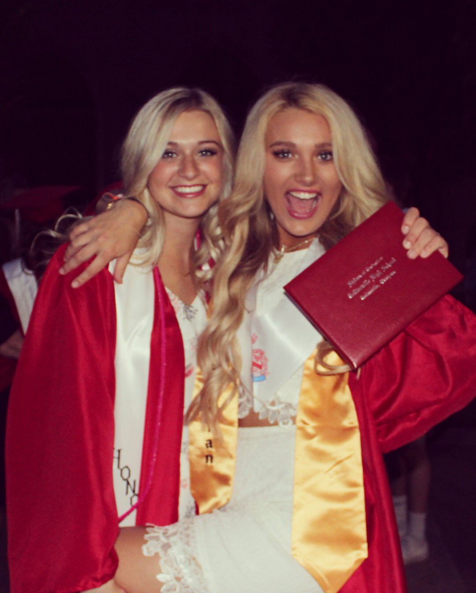 11ashleykay's tweet photo. A day late on my post.... but happy late birthday Lex!!! Hope it was a good one. Can’t wait for CaLf FrY ❤️👑 @lexidraperr https://t.co/JWZ5VYvzvz