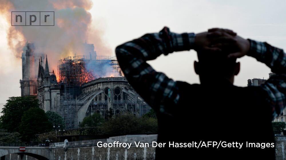 mrtfernandez's tweet photo. #NotreDameFire https://t.co/xDkzwBVGXg