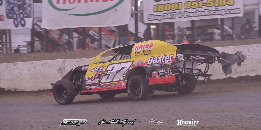 PreciseRacing's tweet photo. #ModMonday Photo by Joe Orth.
#WeSellSpeed #BePrecise #IMCARacing #DirtTrackRacing https://t.co/fHW7191idk