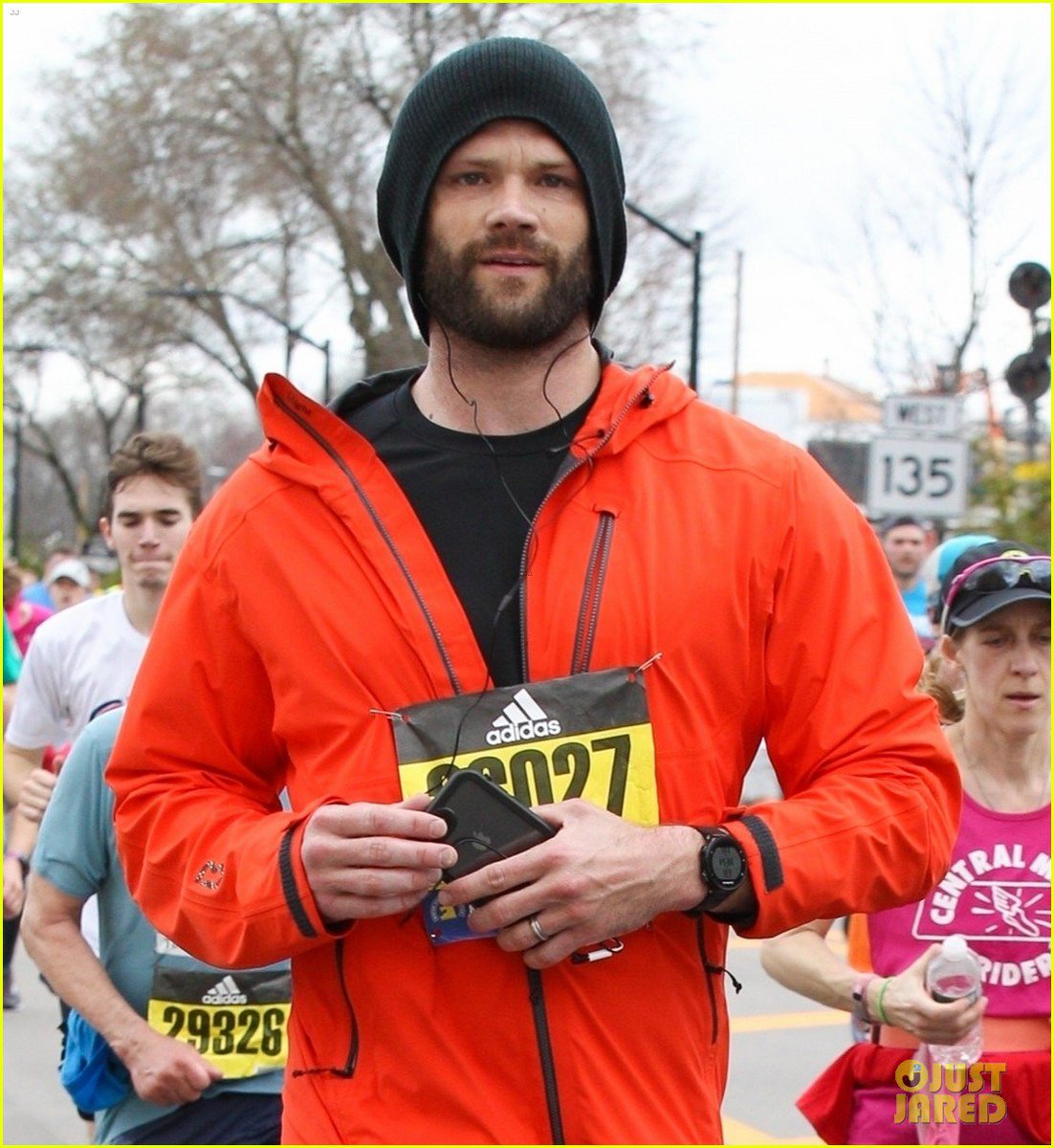 Team_SamW's tweet image. HQ pics of @jarpad running at #BostonMarathon via @JustJared
#RunPadsRun