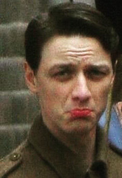 coldhxnds_ht's tweet image. || A mí también me gustaría saber qué opináis de mi monorol y de mi ficha.