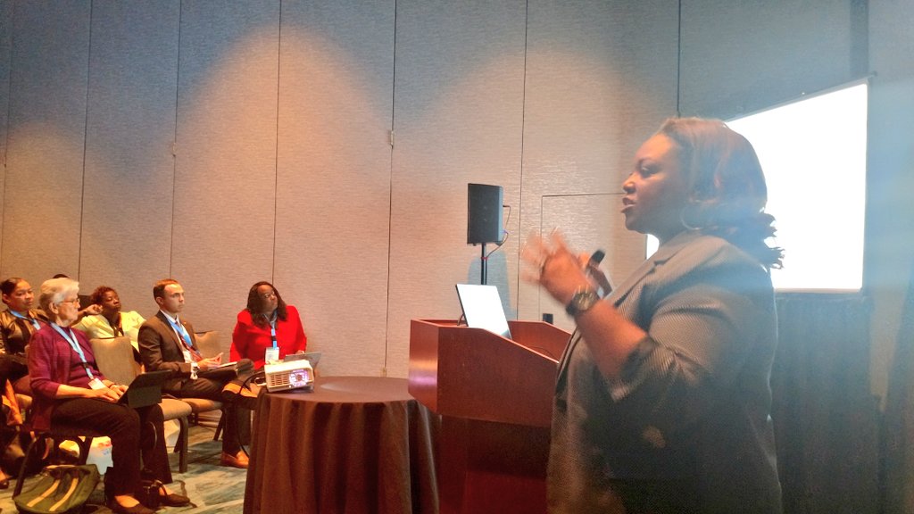 ChrisLWhaley's tweet photo. Blessed to present today with @southwesttnprez & share the difference @AchieveTheDream has made in #AccessandSuccess @SouthwestTN & @roanestate #StudentsFirst #ConnectCommitComplete @CollegeSystemTN #AACC99 https://t.co/8vF8IlUgFc