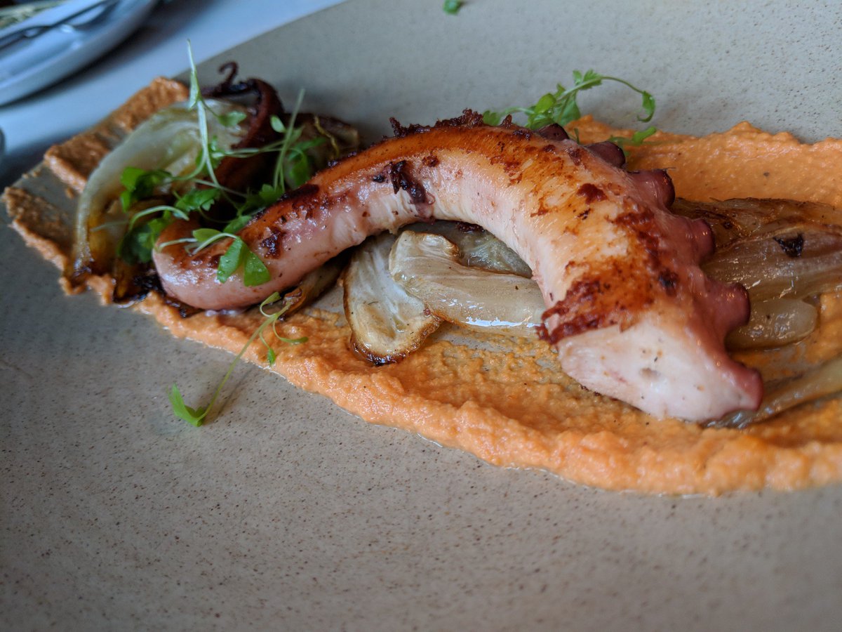 HamiltonKitchn's tweet image. Make it a "treat yourself" kind of night.

📷: Paul T