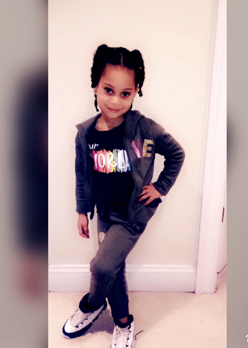 siairasade's tweet image. Someone is growing up!!! 😭😢 #Almost4