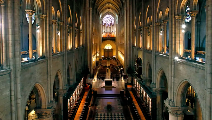 CNNEE's tweet photo. ¿Visitaste alguna vez la catedral de Notre Dame? Comparte imágenes de tu visita en los comentarios de este tuit. https://t.co/1Y9LF7Onif https://t.co/3DKqH9h90T