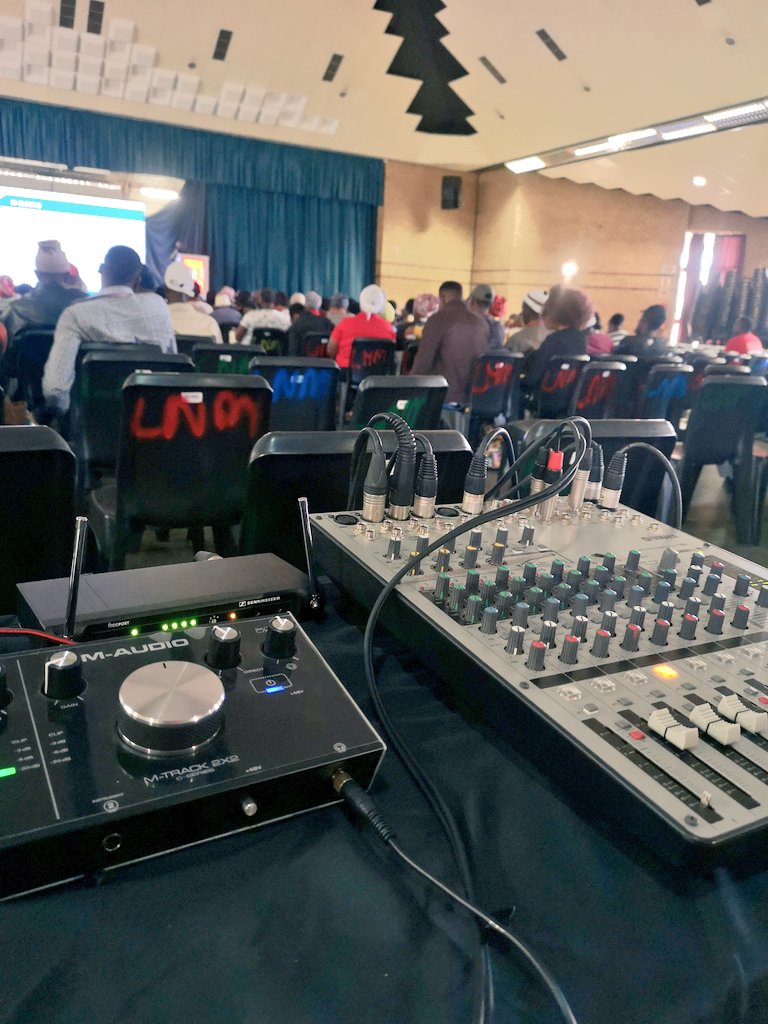 SoundToday_za's tweet photo. Great event with @EmpowaworxEvent in Polokwane👌🏿👌🏿👌🏿👌🏿#SoundToday https://t.co/doITESf30e