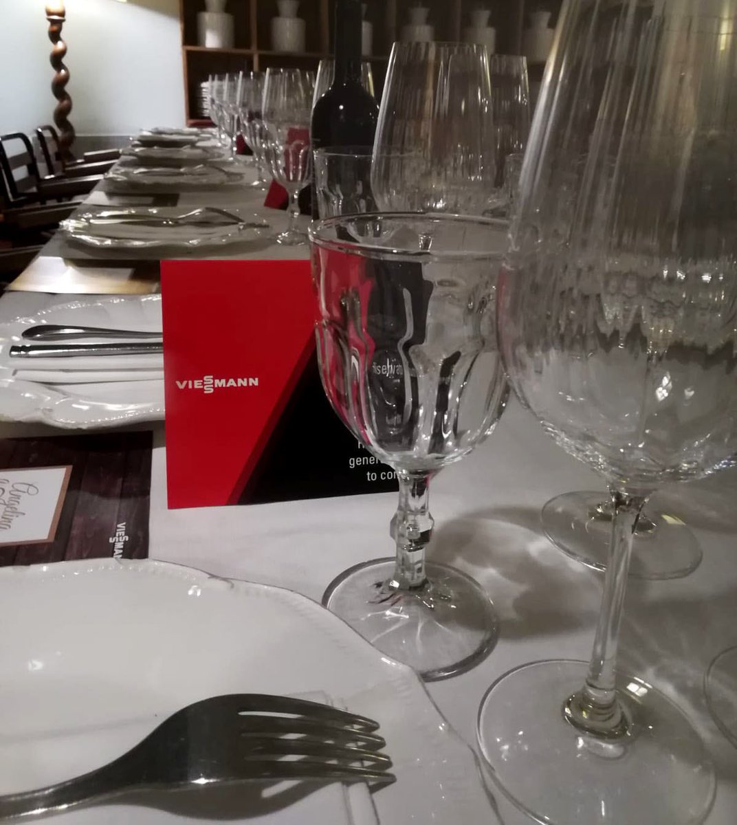 RossoEvolution's tweet image. Con Viessmann a Roma per la Formula E 
#rossoevolution #movedbypassion #passionforworld #evolutionevents2019 #viessmannitalia