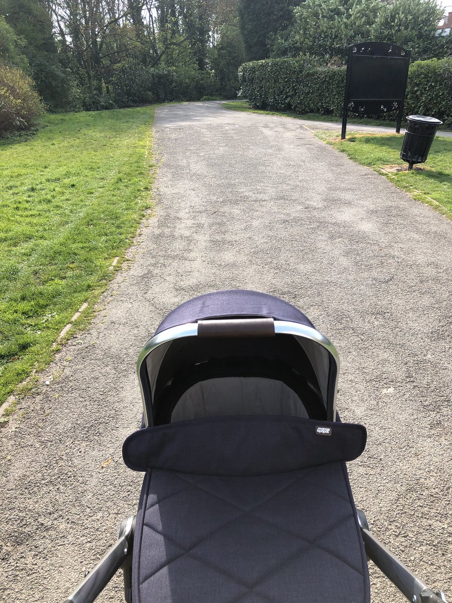 deek2708's tweet photo. So training for @3peakschallenge with Team @ManderHadleyLtd just got a lot more interesting! less than 5 weeks to go until challenge day fundraising for @WNDLRAirAmb click here to donate https://t.co/FZ8cy5gBje… #trainingpartner #whatsleep #MH3P https://t.co/XuAIqaSRDC