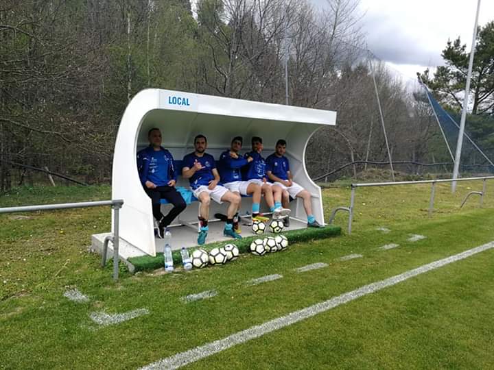 🆕 Onte foi día de partido.

Meira FC 3-0 Abadin CF

(Ruben Vidal II e Roberto) 

#ForzaMeira 💙