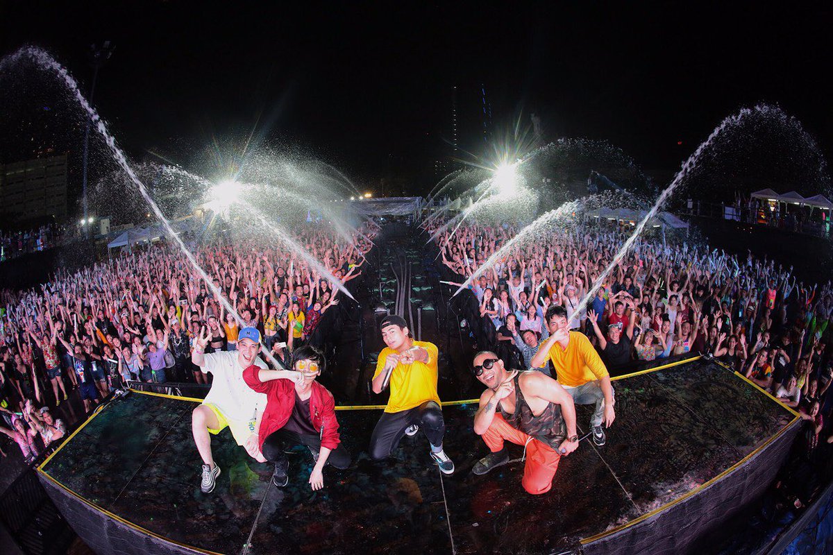 Hunz_IPH's tweet photo. งานพี่ชัวร์ จ้างได้แต่ขอหนีเที่ยวแปปเวลานี้
รับประกันความมันส์
เต้นกันจนขาลาก
เจอกันหลังสงกรานต์ครับ
#IPHTOUR
#THXpix
#ขอบคุณลูกค้าทุกท่าน https://t.co/ofJrsr79vo