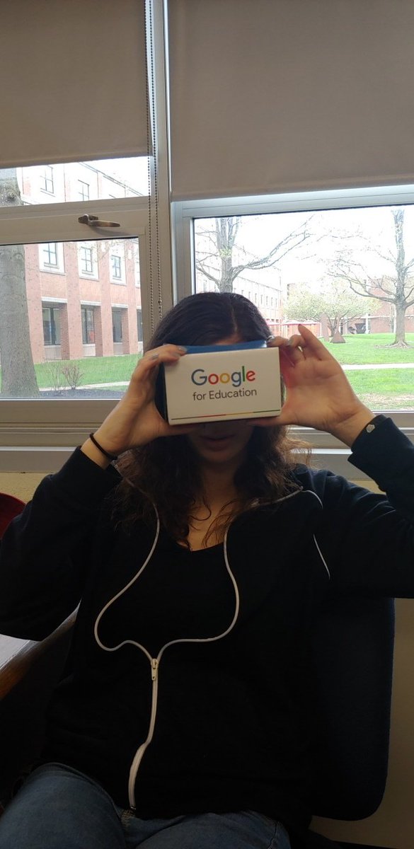 ms_chinery's tweet photo. Playing around with Cardboard/VR to learn more about #DesignThinkingIII #tec207 @mgcjusa @MrGil10 @MsBorelli96 https://t.co/IYFnJSoZSw