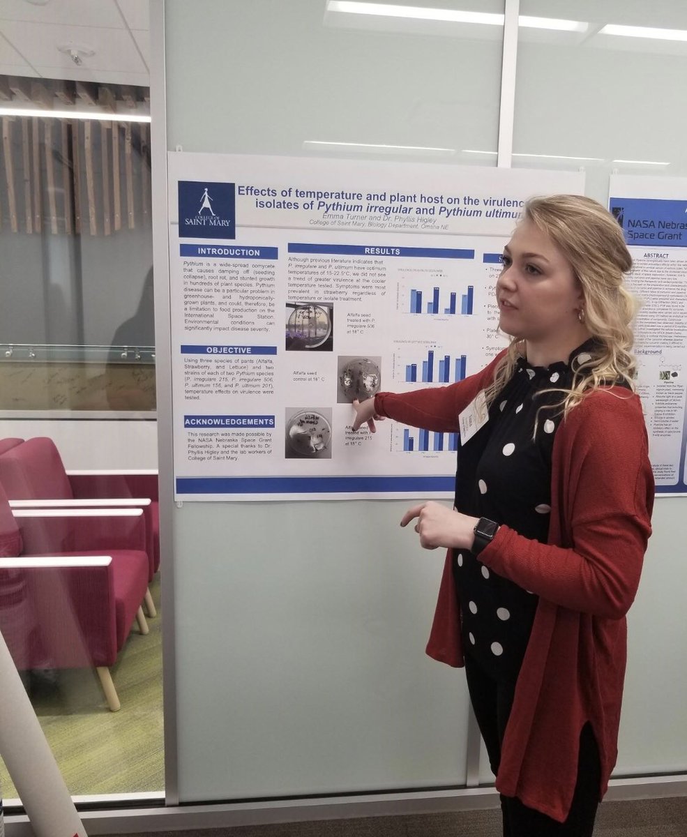 Our very own Emma Turner had an exciting Friday last week presenting her research at the NASA conference! #SmartAthletes #CSMscience #Swimming
