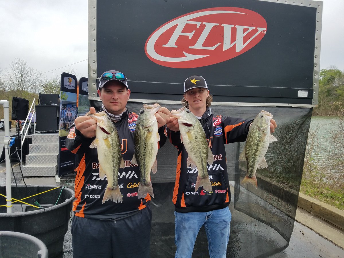 gu_fishing's tweet photo. @rickydouble019 and @QBrown77 put together a 34th place finish out of 109 boats in the FLW Lake Cumberland Qualifier over the weekend. https://t.co/XIfMjENpx0