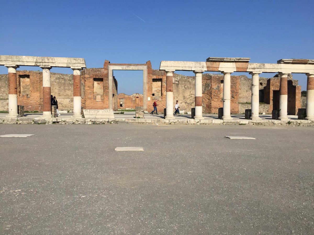 WalshGlobal's tweet photo. This time, @WalshUniversity spring Rome students are at the ancient city of Pompeii! The city that was buried under ash and pumice when mountain Vesuvius erupted in 79 AD. https://t.co/ak6O6muSzI