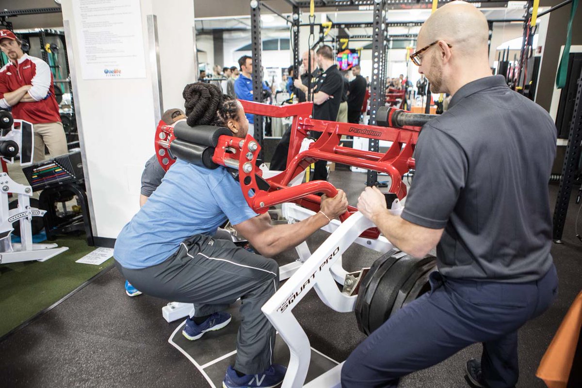 SMARTERTeam's tweet photo. Each rep on the #PendulumChallenge has to touch the bottom pin on the @Pendulum_Strong Squat Pro from @RogersAthletic. Full range of motion for reps. Check out the protocols when you attend a clinic or the conference on https://t.co/plG845eAri. https://t.co/88GwawWnKq