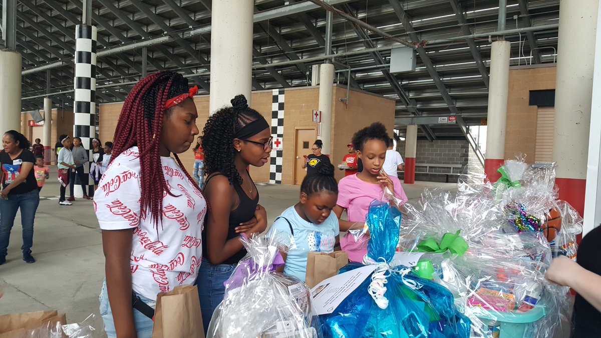 Hampton Middle School tweet media