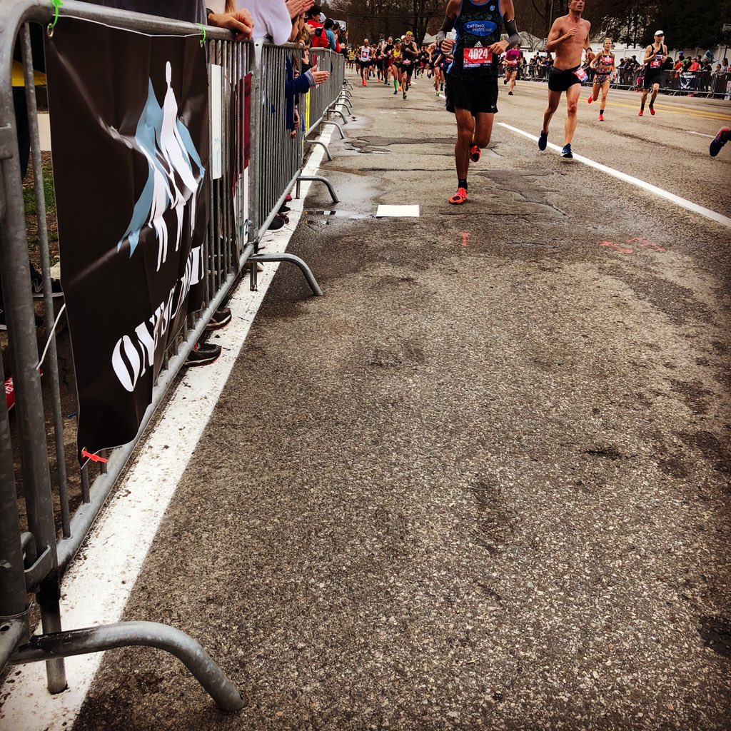 one_summit's tweet image. It’s begun. @johnhancockusa @jhboston26 #teamos #onesummit #boston #BostonMarathon #marathon #resilience