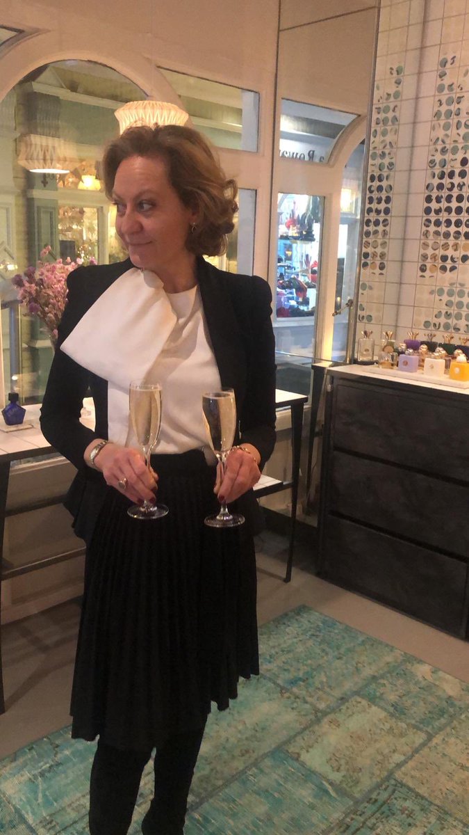 Monday’s aren’t so bad after all! The perfumer <a href="/Parfumarija/">Parfumarija</a> &amp; glover celebrating Maria’s great news! Congratulations darling! Pxx 🥂