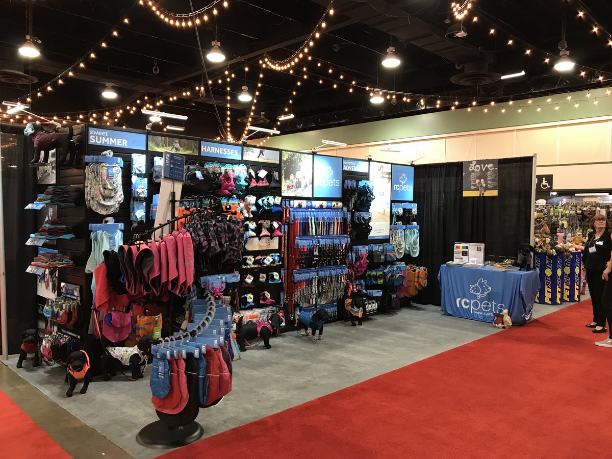 RCpetproducts's tweet photo. It's the last day of the Western Canadian Pet Industry Trade Show in Calgary! Come by to check out our new releases and say hi to the RC Pets team! 🐾@PijacCanada #petcommunity #PIJAC #RCPets #lifeatRCPets #inspiredbypets https://t.co/P29dHGGJmM