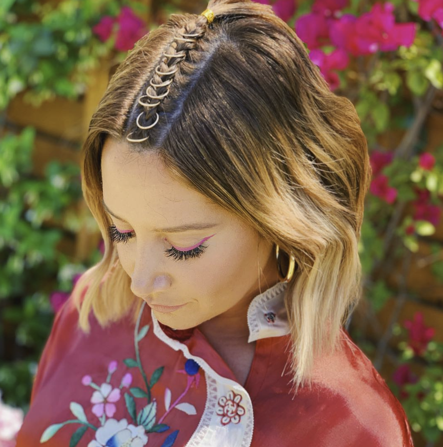 sexyhair's tweet photo. Weโve only got eyes for @ashleytisdale with this jeweled festival cornrow! ๐ก๐คฉ๐ธ Styled by @nurseofhair and @jessicadomoney using #BigSexyHair #Creme2PowderPlay and #HotSexyHair #ControlMe Working Hairspray. https://t.co/UdttLJMDcs