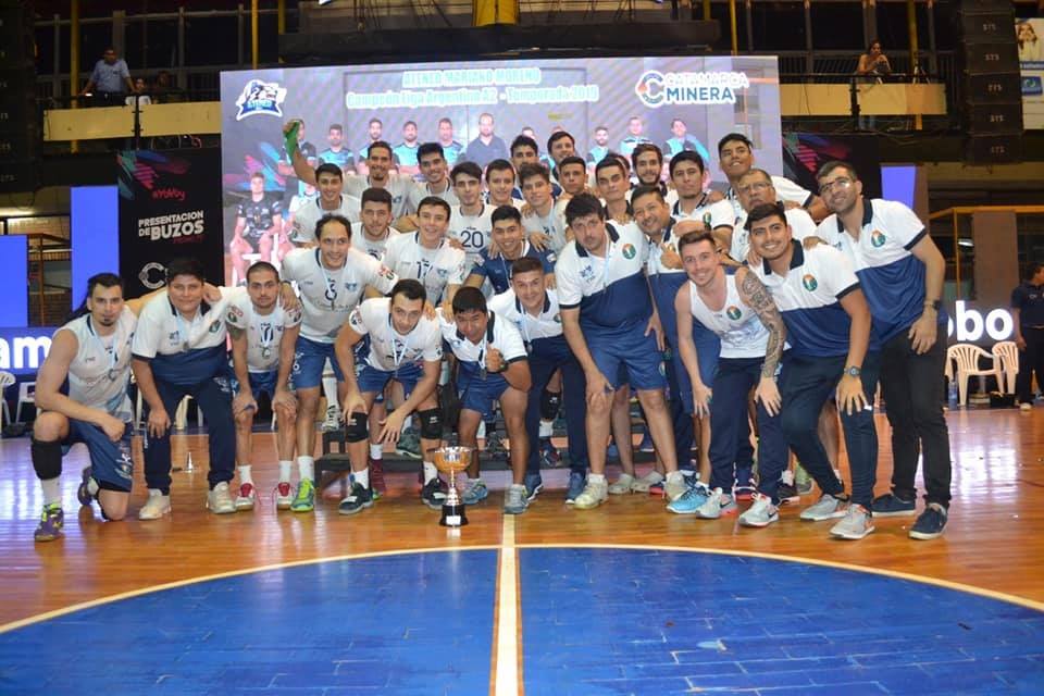 Felicitaciones a la Fundación Jujuy Voley por la obtención del Subcampeonato en la Liga A2 en Catamarca.
Después de un gran torneo, logró ascender a la Liga A1 por segundo año consecutivo y destacarse entre los mejores equipos del país.
@natysarapura <a href="/Gobiernodejujuy/">Gobierno jujuy</a>