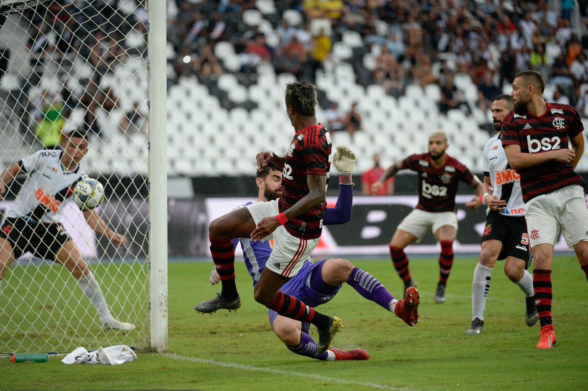 Flamengo_en's tweet photo. About yesterday... 📸🔴⚫ #FinalHasCome https://t.co/1Gek7wcrDa
