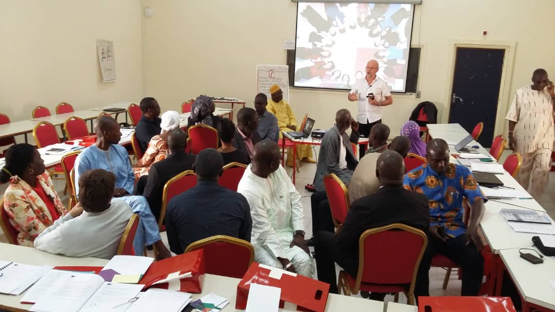 SuisseSenegal's tweet photo. La 🇨🇭 et le 🇸🇳 forment cette semaine 30 tuteurs et experts en certification pour soutenir l’implantation du système de formation professionnelle de type dual au 🇸🇳 .
#ENSETP
#IFFP
#PF2E
#MFPAA
#Senegal https://t.co/LwNyDVw1bm