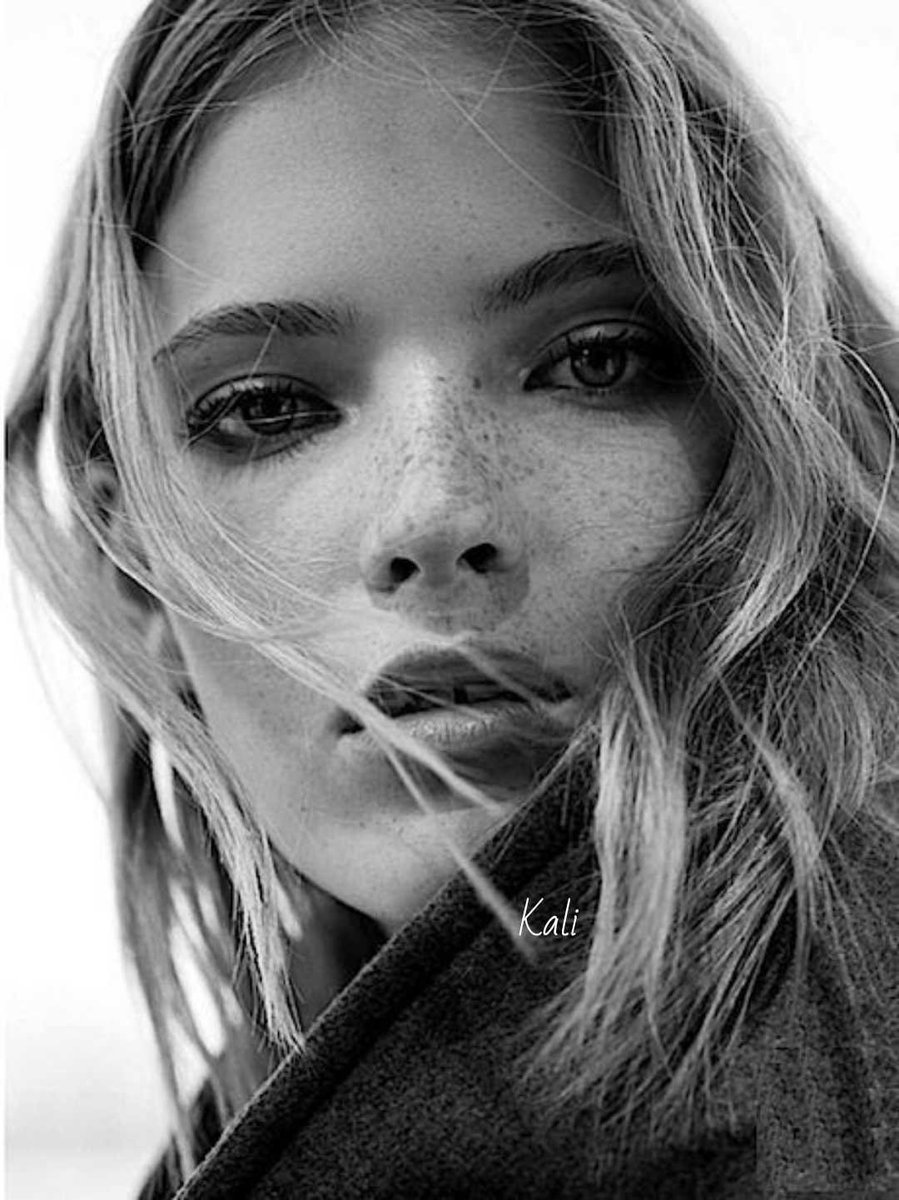 You may not control all the events that happend to you, but you can decide not to be reduced by them.
•Maya Angelou•