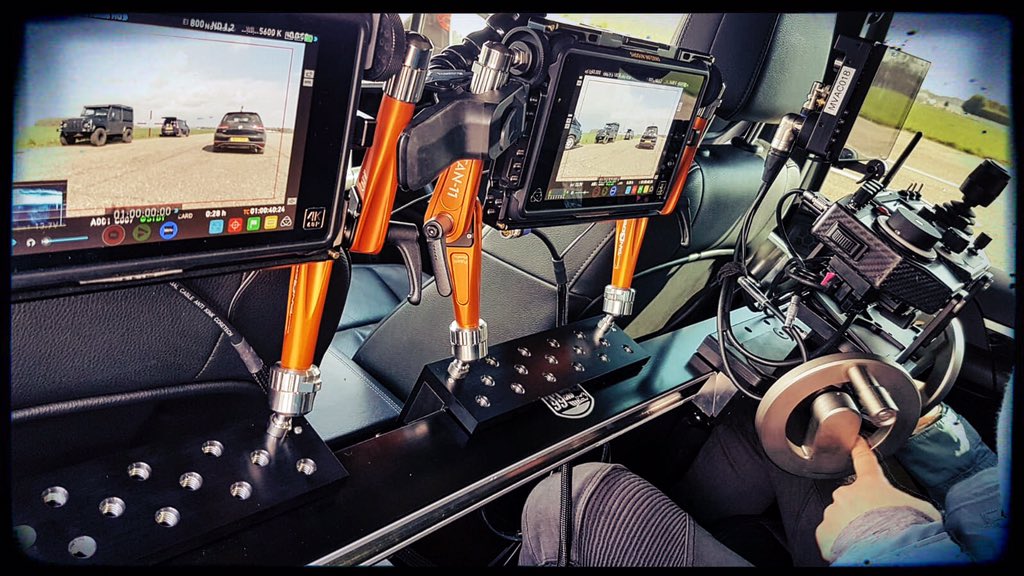 GripHausLtd's tweet photo. A little custom something something that Griphaus Ltd. has been working on over the past few months... A fully adjustable control desk and monitor mount bar system to serve the NEW Action 99 cars Ultra Arm from Motor Crane. @Motion24_tv @focus24hire https://t.co/aHeFHIQnS9