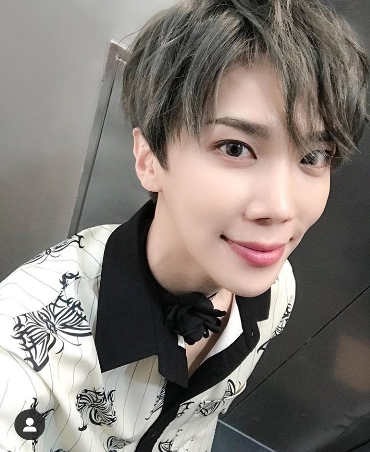 evejunus's tweet photo. Este hombre no se si cumplió 32 o 22 🤔😍 https://t.co/qoWUB4Coa2