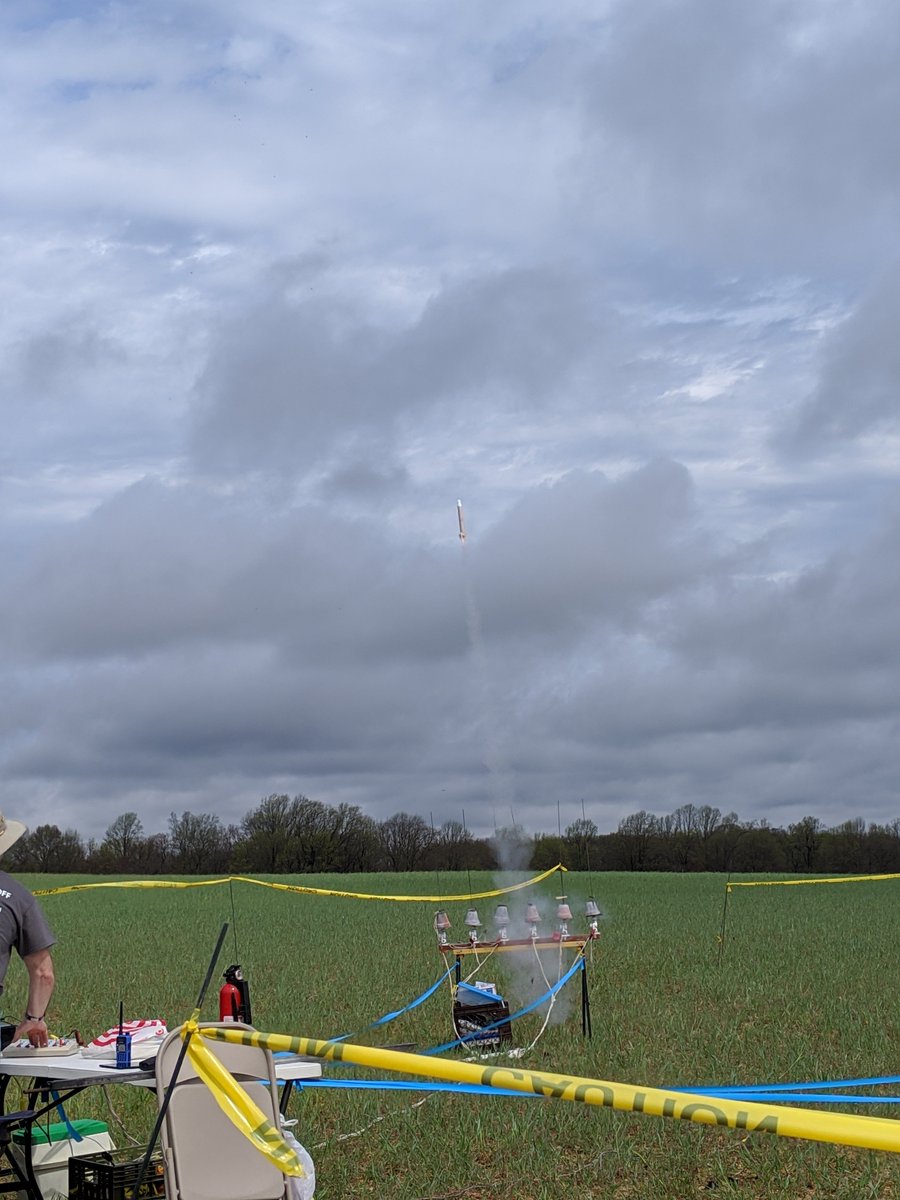 wearetrschools's tweet photo. Our students (and teachers) SO enjoyed and performed well at @RowanBlastOff, an experience made possible by @USNavyResearch @NAVAIRNews Lakehurst @EstesRockets @RowanUniversity &amp; many volunteers. Thank you! For more photos and info: https://t.co/yj9PM6VqQu #WeAreTRschools  🚀 https://t.co/wRRQZyMuZq