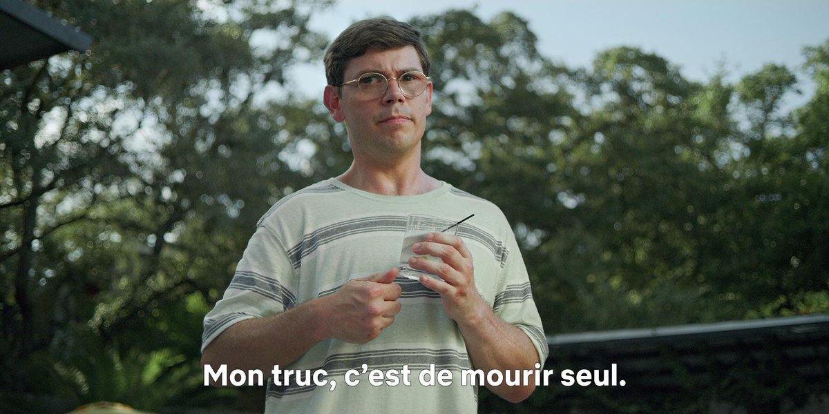 NetflixFR's tweet photo. Quand tu fais ton CV et qu’il faut remplir la partie “loisirs” : https://t.co/MxB0J1SZJe
