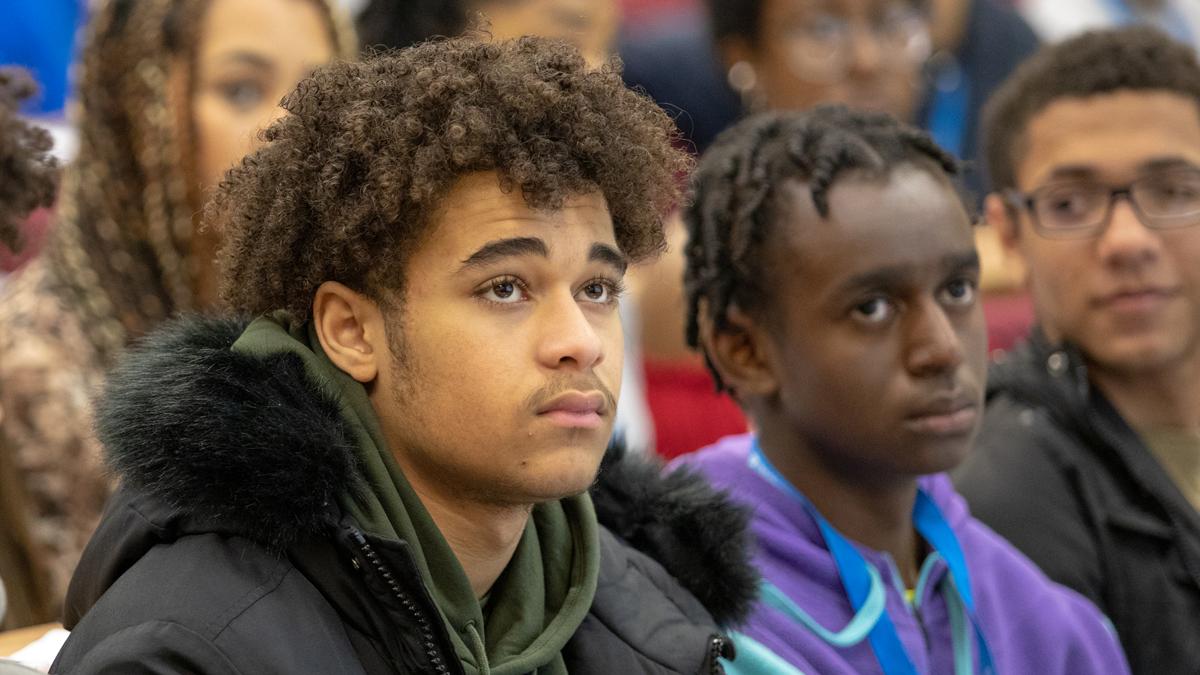 Cambridge_Uni's tweet photo. A full first day for our @TargetOxbridge visitors, getting an introduction to Cambridge life. Great to have you with us! @CamOutreach #wideningparticipation https://t.co/jiThFvJMJo