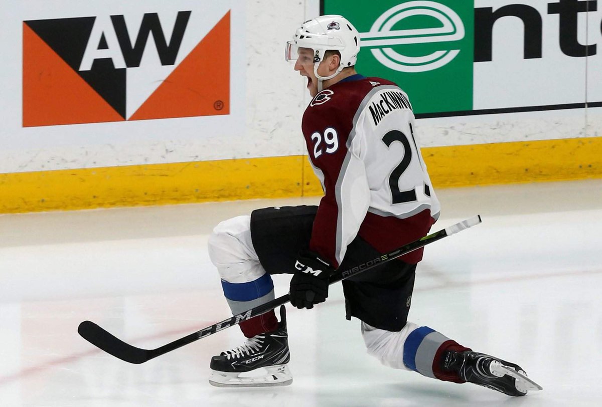 DNVR_Sports's tweet photo. IT’S AVS PLAYOFF TICKET GIVEAWAY TIME!

Rules: 

1. Follow this account and @BSNAvalanche

2. Retweet this tweet

3. Reply to this tweet with a tag of the person that you would like to bring

We will pick out one retweet and if they have done the following, they win two tickets! https://t.co/HR1xSwde5c