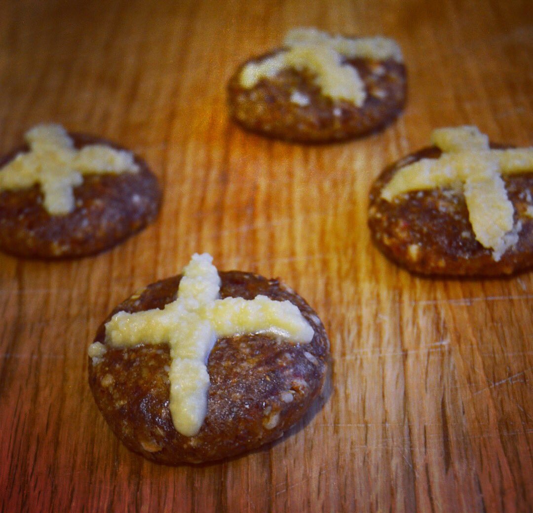 Our hot cross bites. Everything a #hotcrossbun should be/ sweet with a little spice. #goodfriday #vegantreats #northeast #freefrom #rawcakevibes