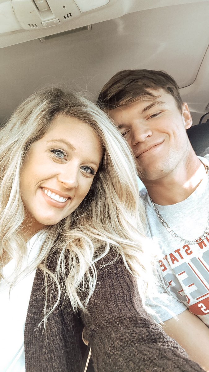 sami_shepherd's tweet photo. when he’s not busy he’s studying..yet somehow he still makes me feel loved every single day https://t.co/8ZZMT0C1s6