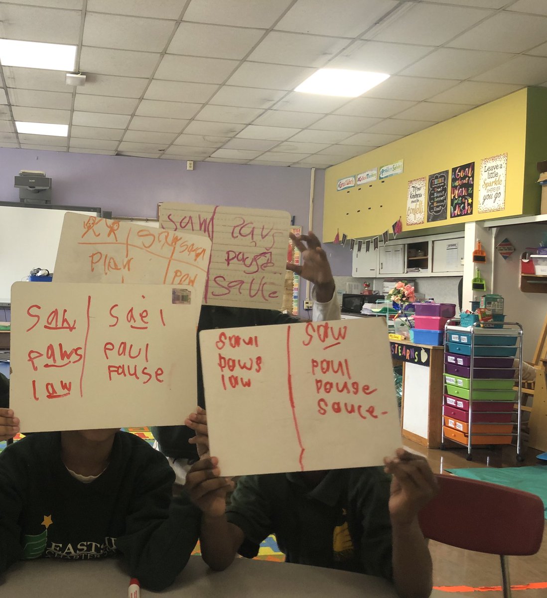 MsStearnsESCS's tweet photo. More vowel pairs for the win !! #rti #soundtwins @SchoolEastside https://t.co/s1wD90hlMh