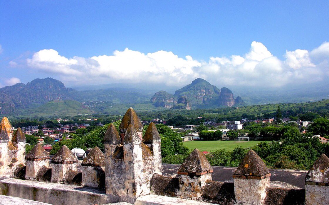 Tepozltan's tweet photo. SE VENDEN LOS MAS BONITOS Y MEJOR UBICADOS TERRENOS EN TEPOZTLAN: tepoztlan2015@gmail.com https://t.co/R33ymORVjK