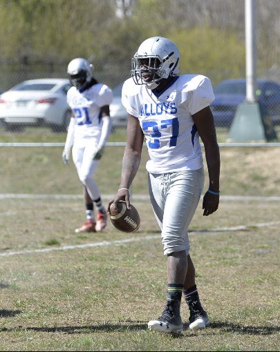 UniversalPFS's tweet image. Former Netflix “Last Chance U” star Isaiah Wright is now playing Semi-Pro for the Alcoa Alloys! #LastChanceU