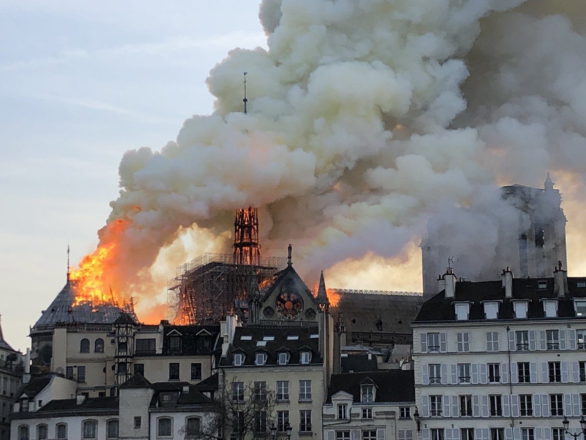 Désolation. #NotreDame