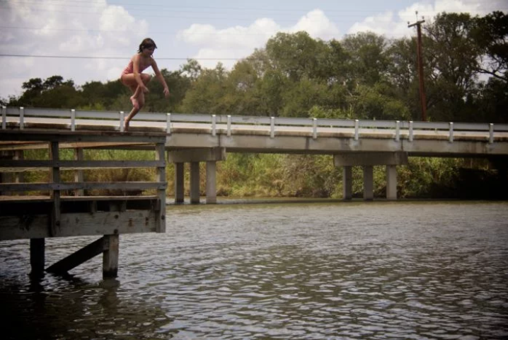 The weather is perfect to go exploring! Have you checked out any of these amazing places just outside Austin? bit.ly/2IEyhTH "10 Amazing Places You Can Go on One Tank of Gas From Austin"

#AustinTexas #Travel #DayTrip